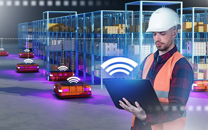 The Heartbeat of Automation: Why Private 5G Will Be the New Warehouse Robot Standard